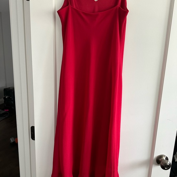 Red slip dress by Lori Ann - Picture 5 of 5